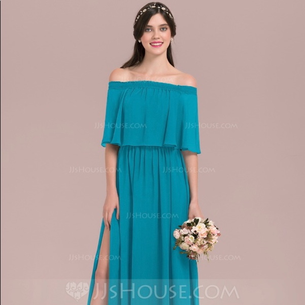 JJ’s House Off-the-Shoulder Bridesmaid Dress